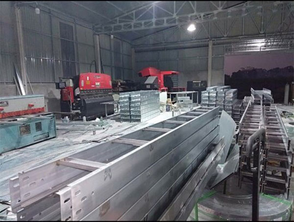 Xưởng sản xuất thang máng cáp Xưởng sản xuất thang máng cáp